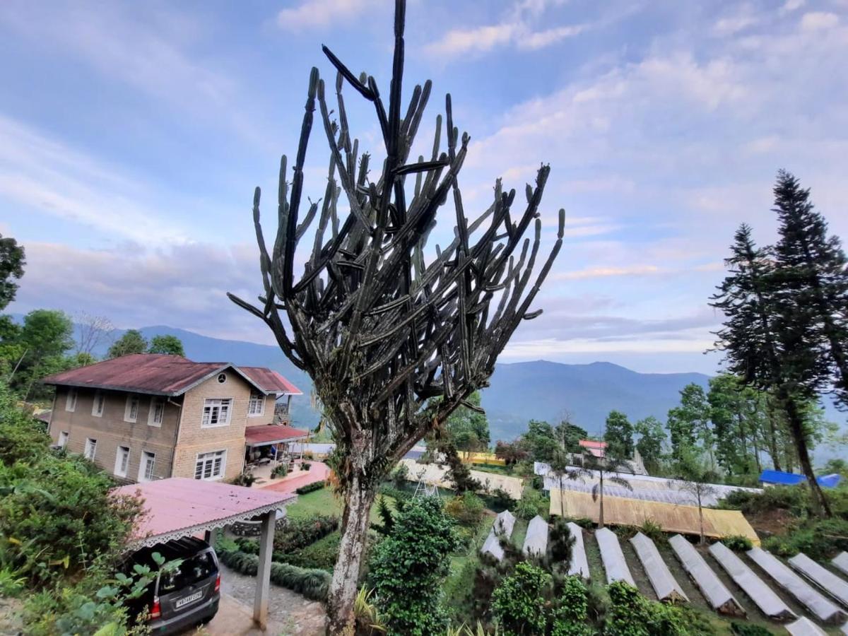 Aaravi Garden Homestay Kalimpong Bagian luar foto