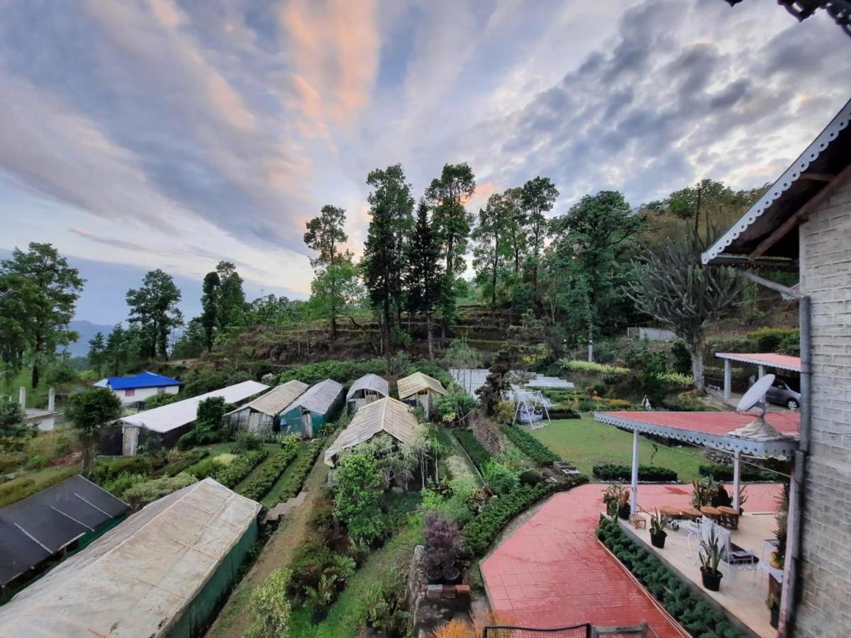 Aaravi Garden Homestay Kalimpong Bagian luar foto